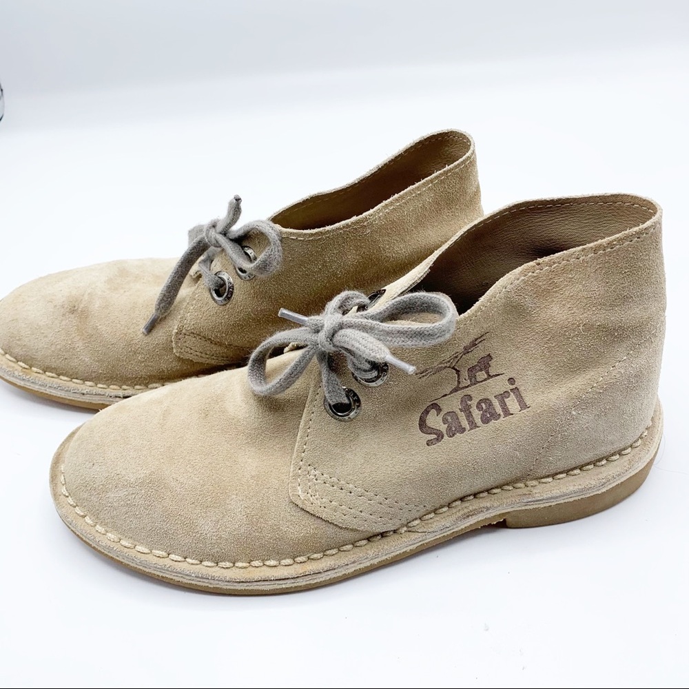 🥾Taupe Suede Ankle Boots with Lace-Up Detail - Picture 3 of 13